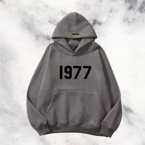 Essentials Gray Hoodie with 1977 Print and Pullover Style